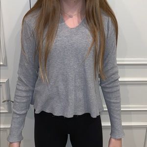 GREY LONG SLEEVE BRANDY MELVILLE SHIRT